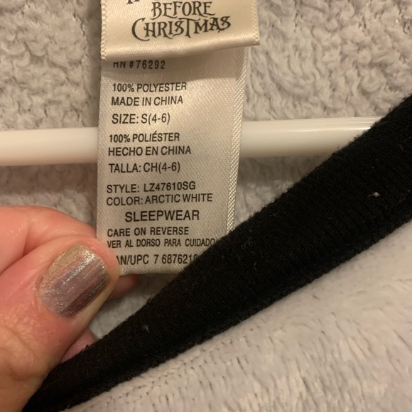 Disney The Nightmare Before Christmas Fuzzy Sleep Top & Pants Set – Size S (4–6) - Picture 3 of 4